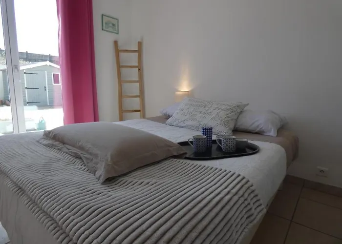 Maison De Spacieuse A - 6 Pers, Animaux Admis - Fr-1-540-229